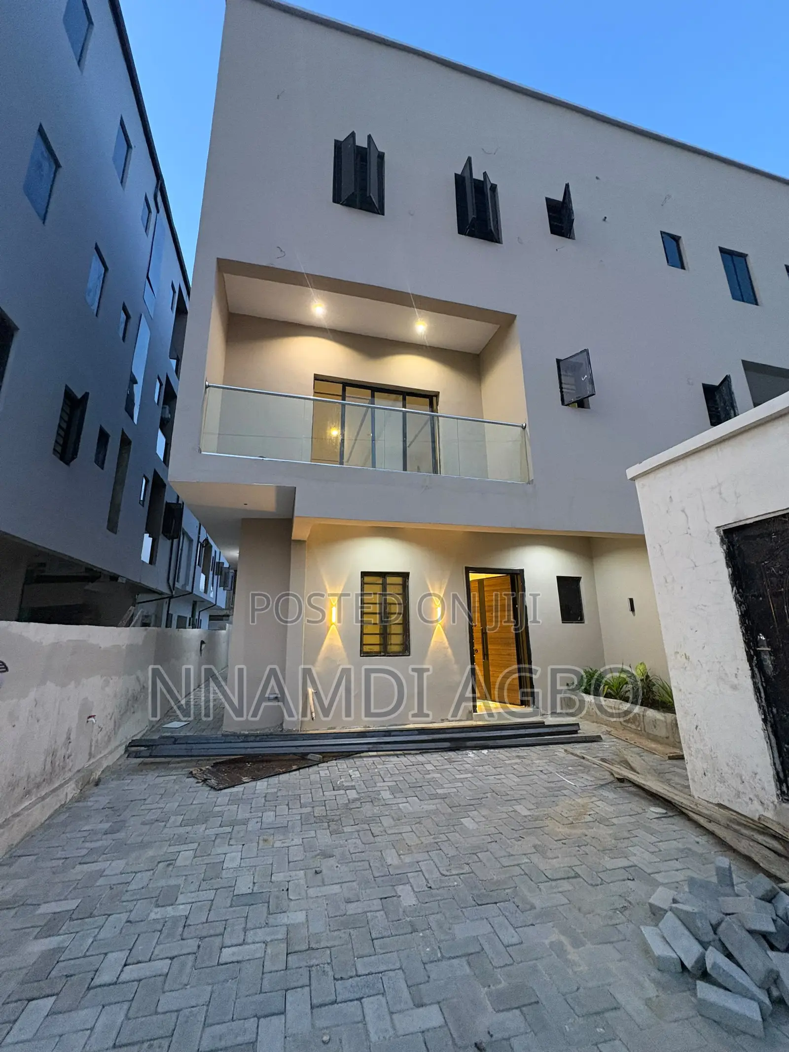 4bdrm Duplex in Ologolo for rent