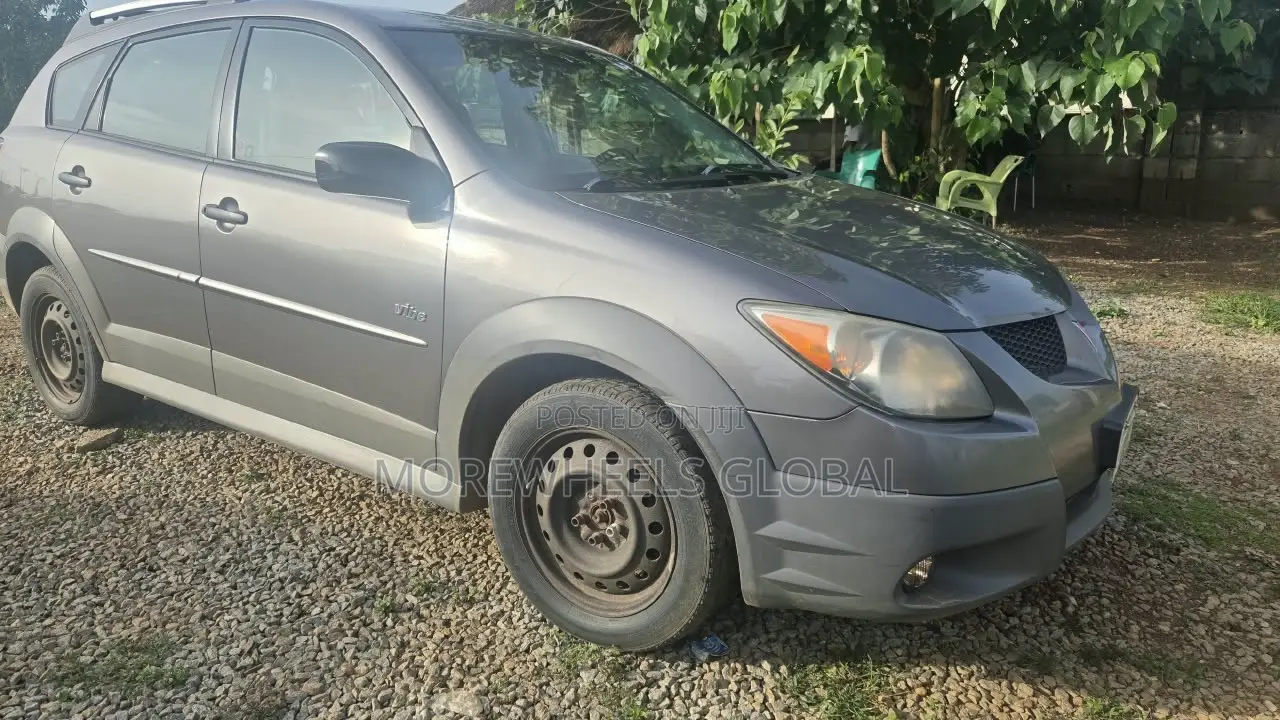 Pontiac Vibe Automatic 2004 Gray