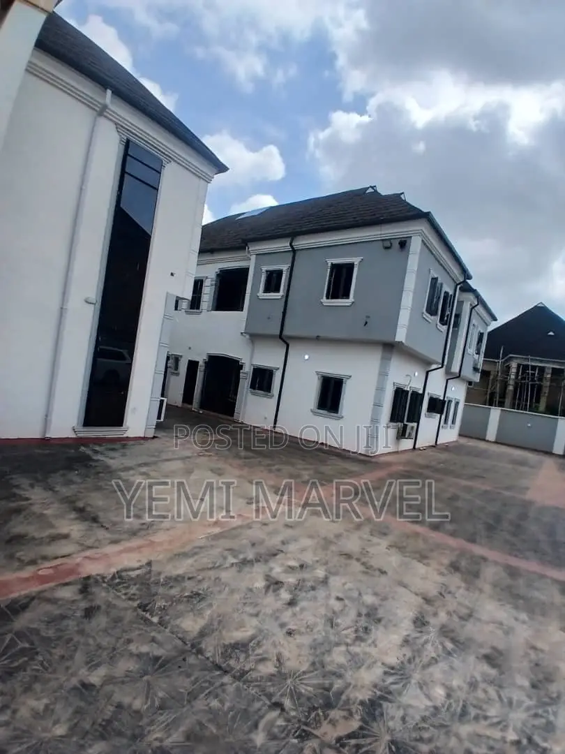 2bdrm Block of Flats in Hipa Before General for rent