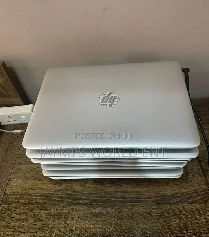 Laptop HP EliteBook 820 G3 8GB Intel Core i5 SSD 256GB