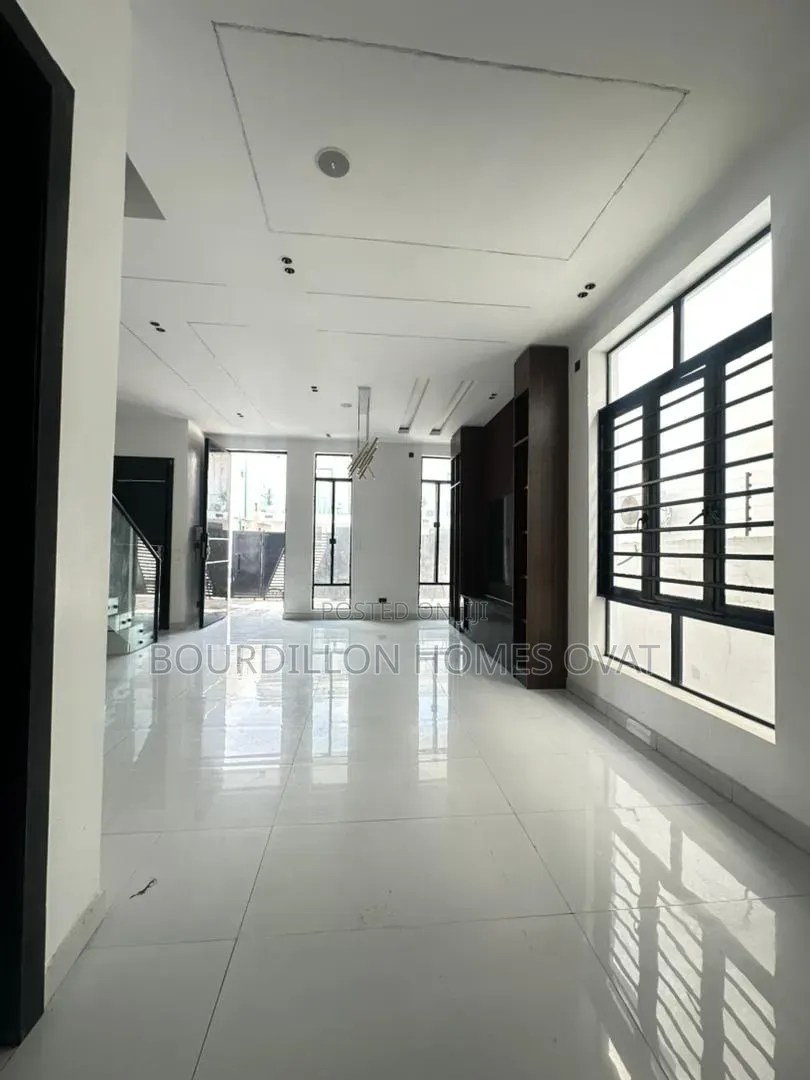 4bdrm Duplex in Orchid Lekki Lagos for sale