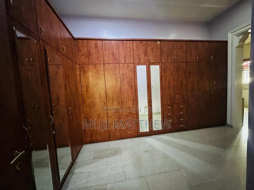 6bdrm Duplex in Wuse 2 for rent