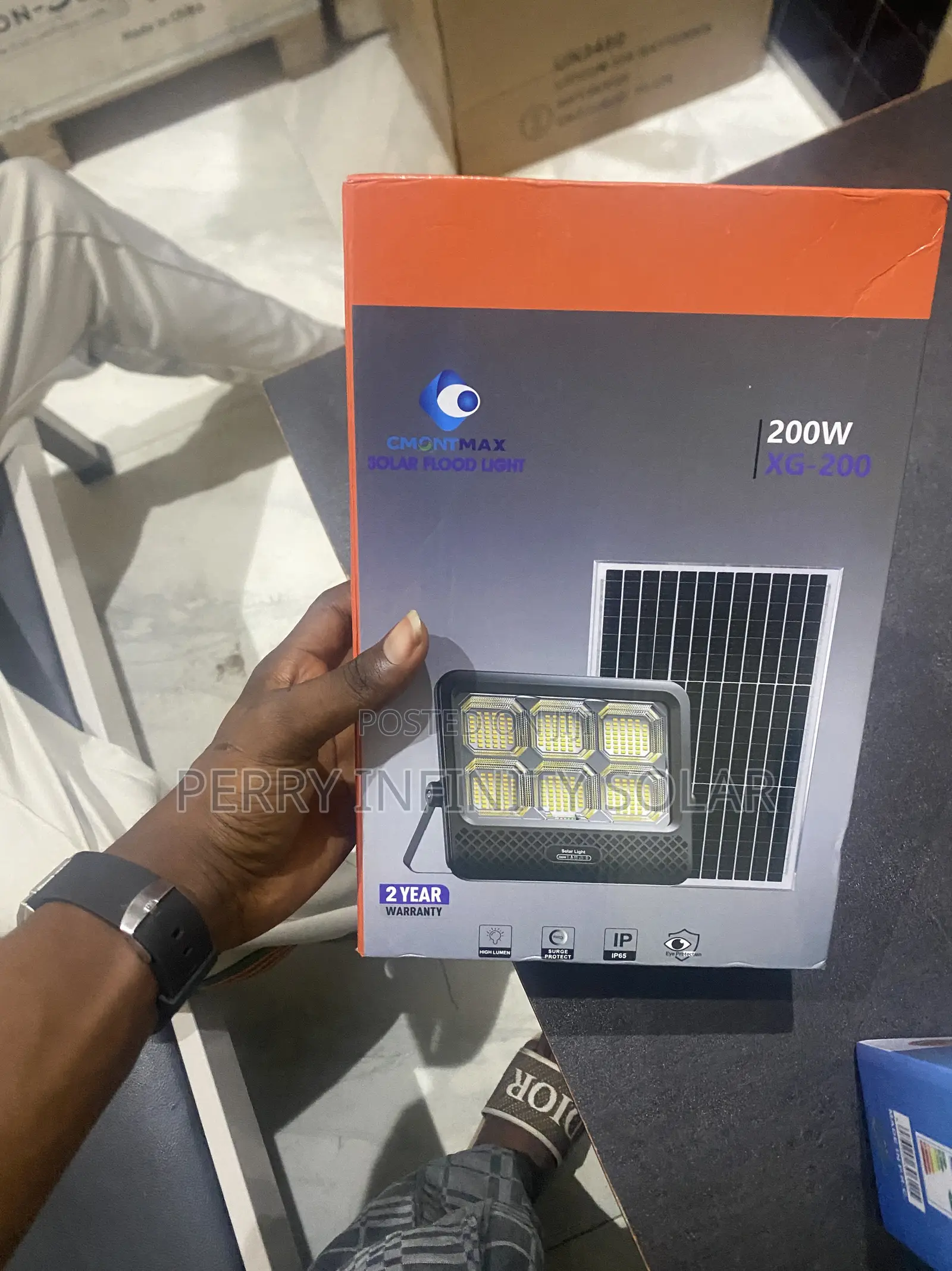 CMONTMAX 200W Solar Flood Light XG-200 With Solar Panel