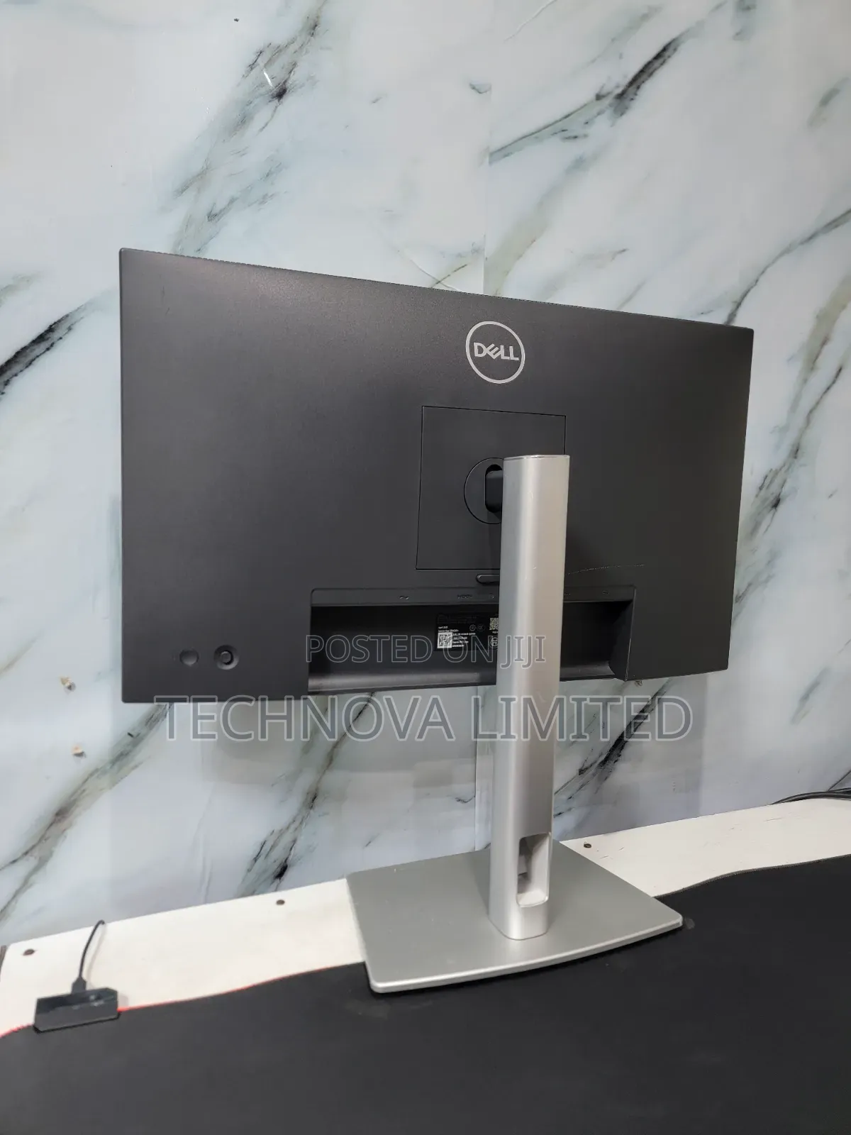 Dell 27 Monitor - P2722HE - Full HD 1080p, IPS USB-C Hub Monitor