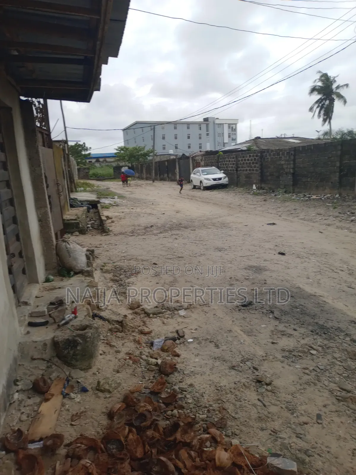 Shop for Rent at Lakowe School Gate, Ibeju-Lekki