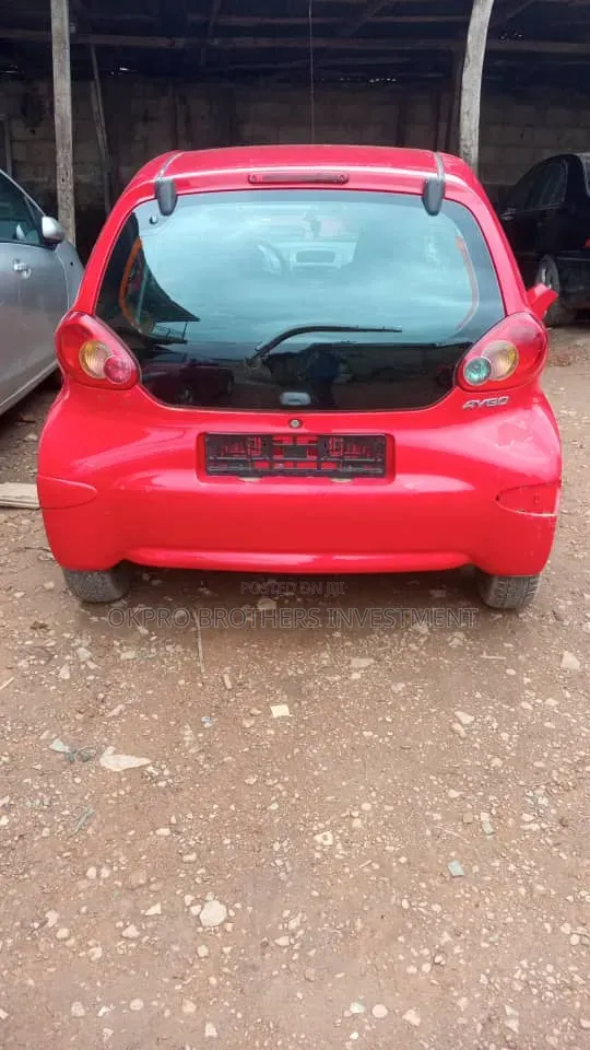 Toyota Aygo 2007 Red