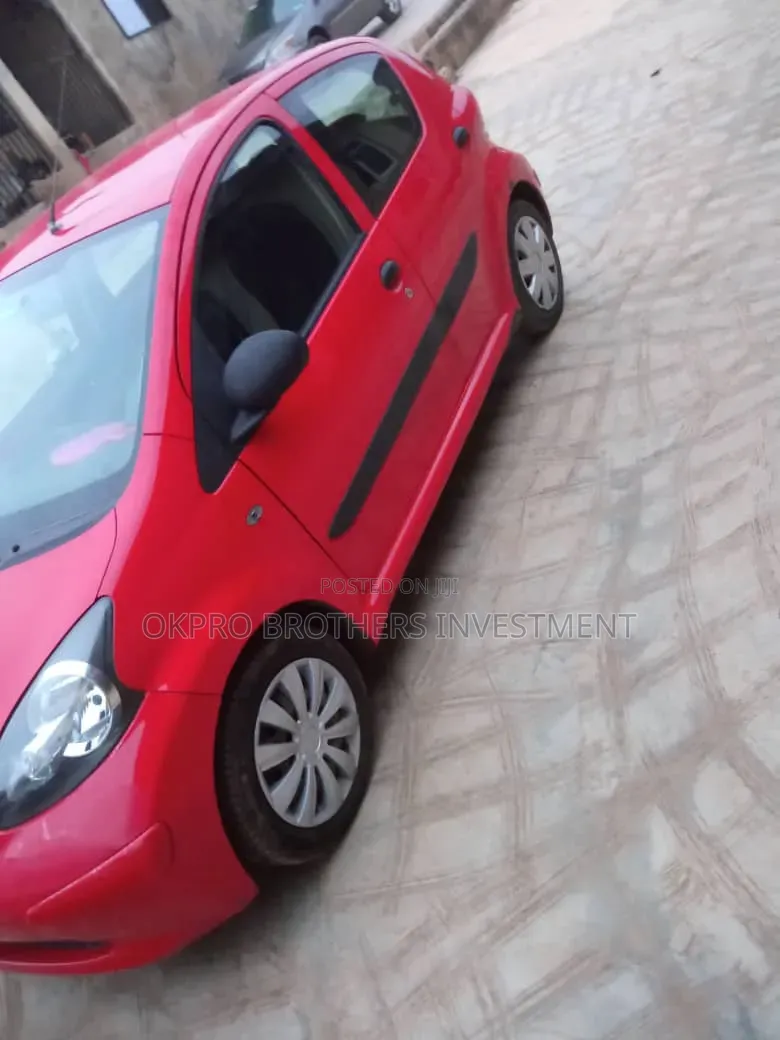 Toyota Aygo 2007 Red
