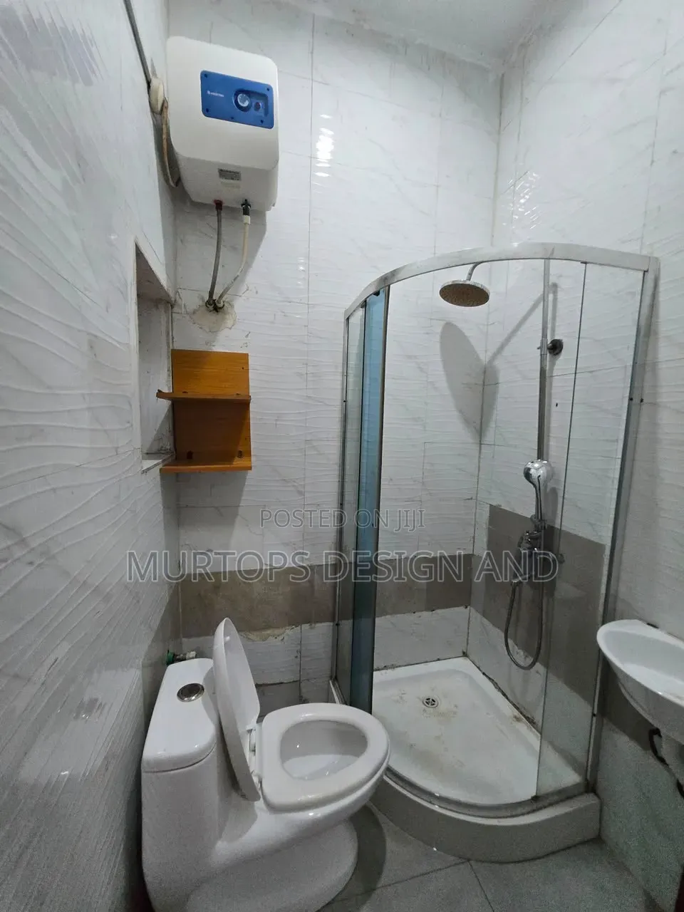 Studio Apartment in Chevron for rent
