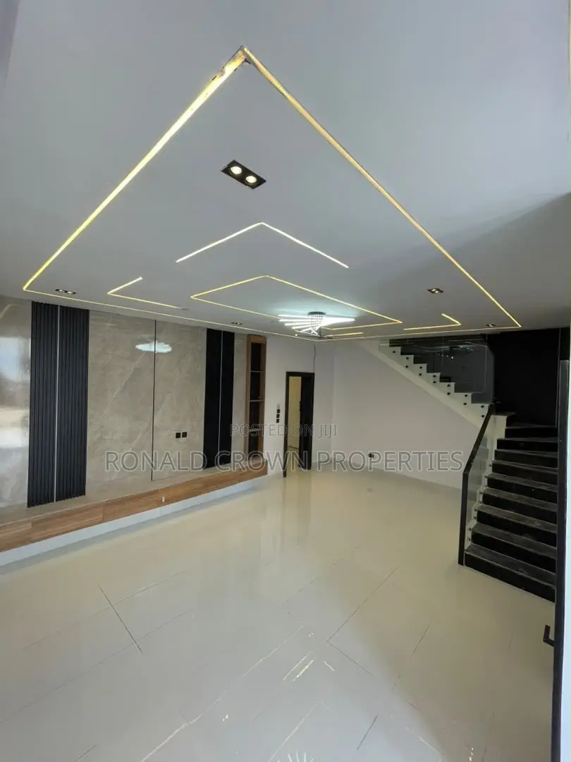 4bdrm Duplex in Ado / Ajah for sale
