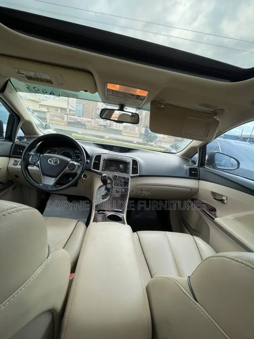 Toyota Venza 2013 Gold