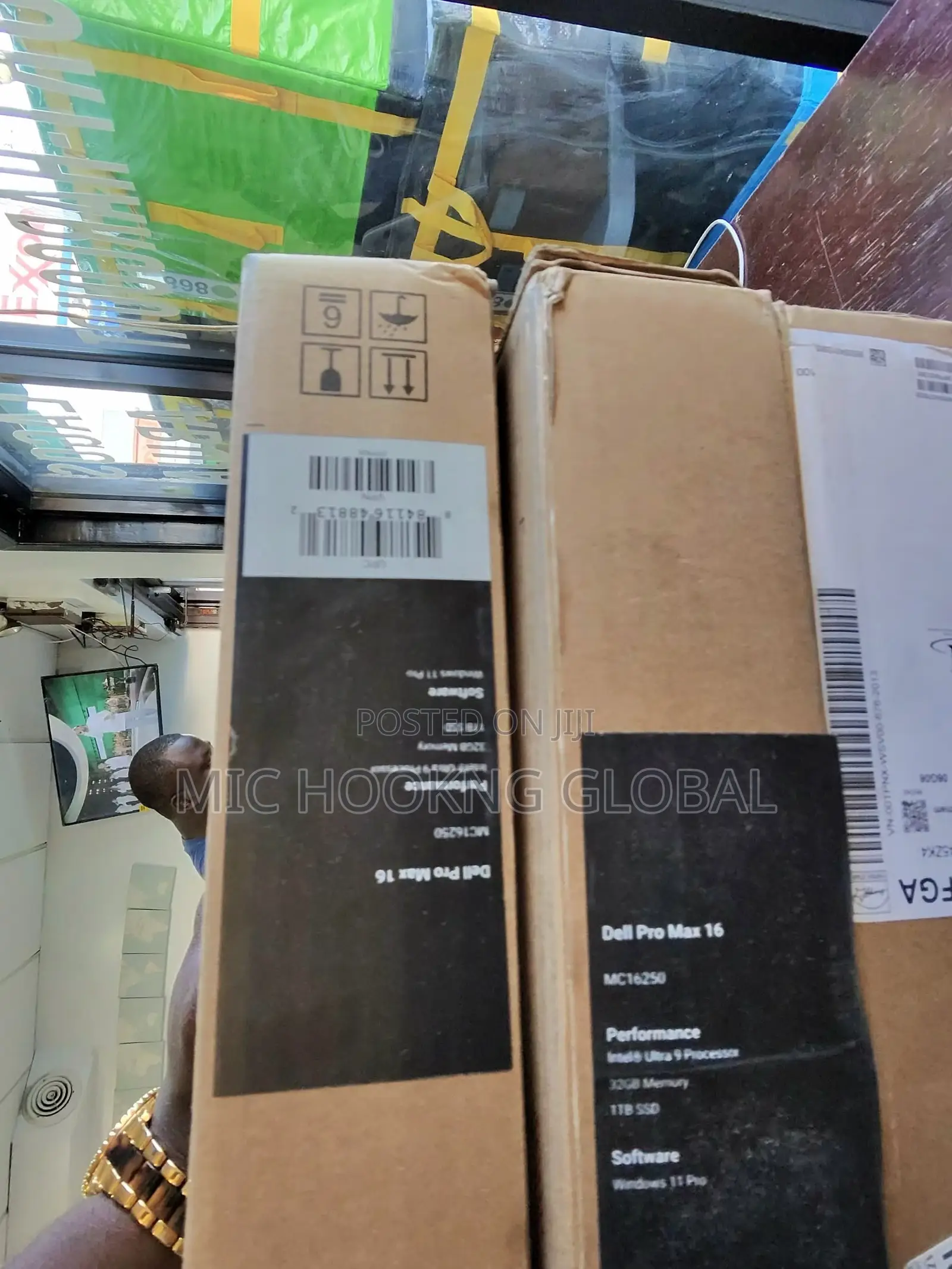 New Laptop Dell Pro Max 16 32GB Intel Core Ultra 9 SSD 1T