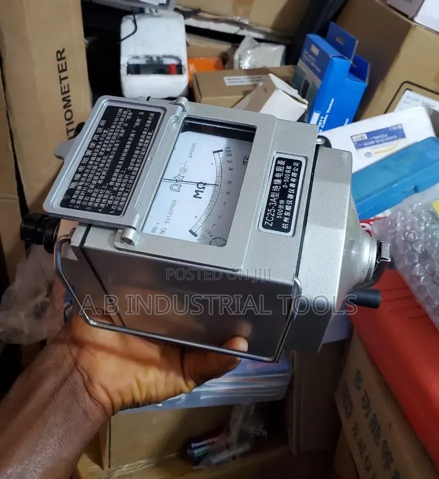 ZC25-3A Analog Insulation Resistance Tester