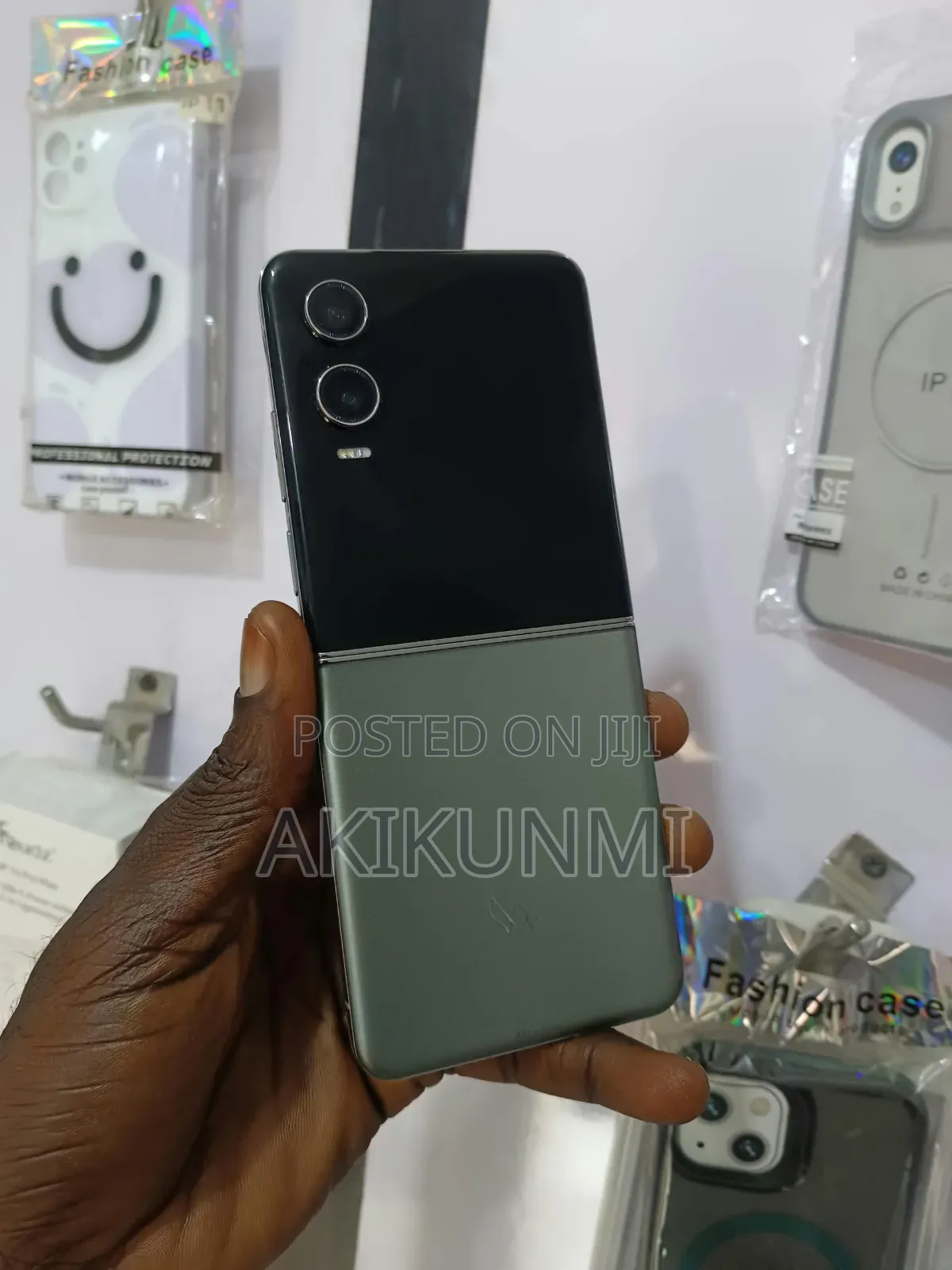 Tecno Phantom V Flip2 5G 256 GB Blue