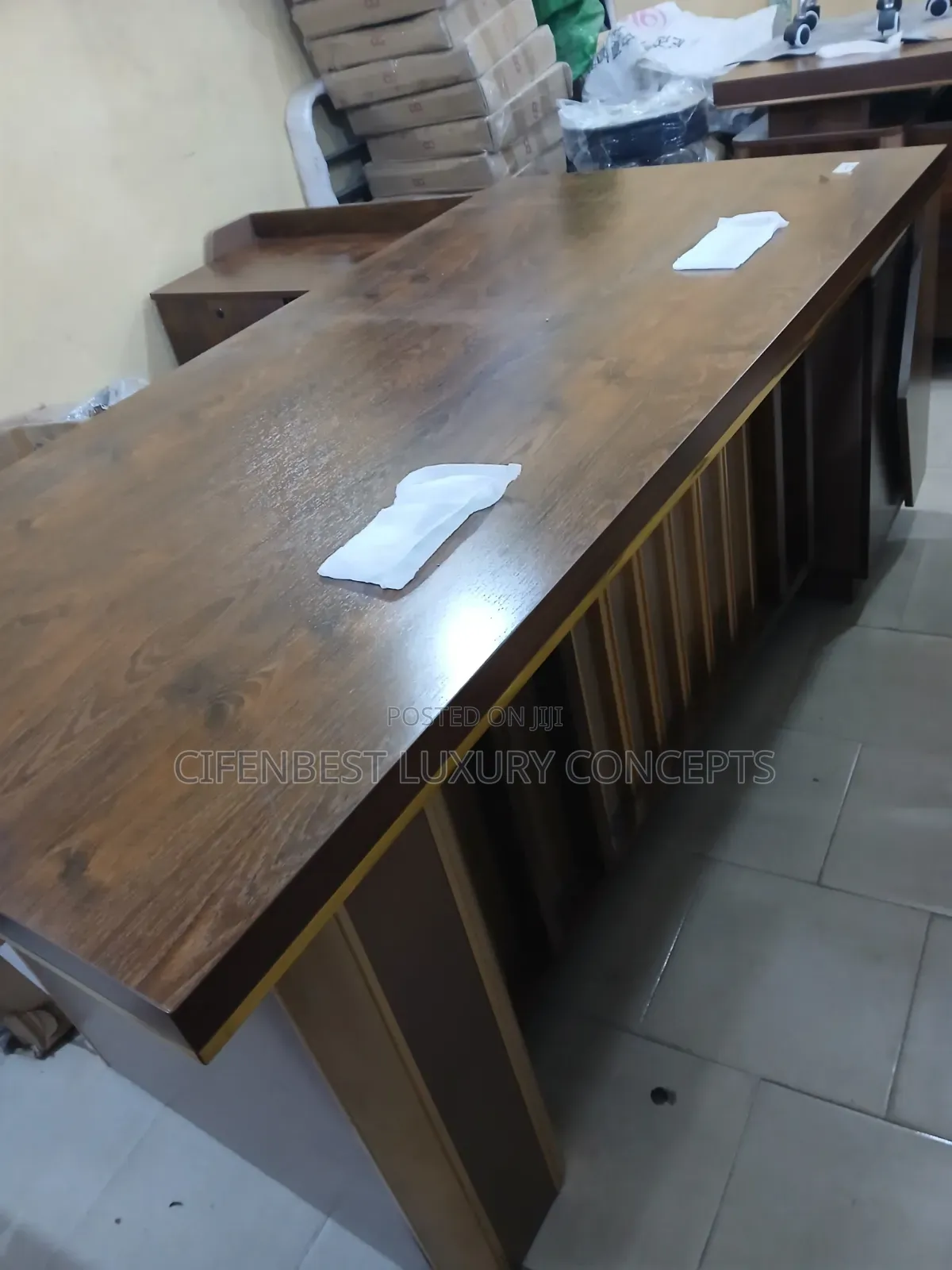 Exquisite Office Table 1.8mtres Extention