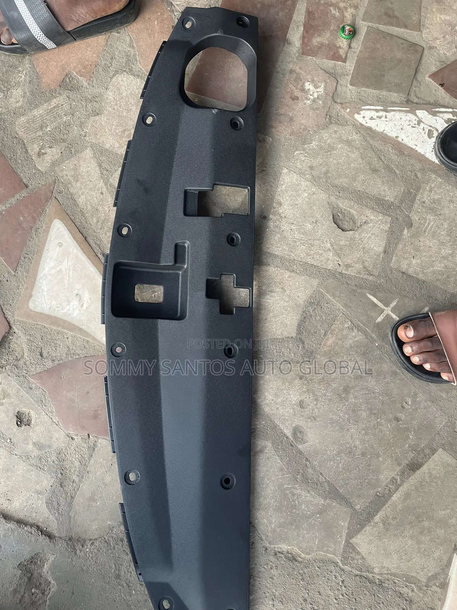 Radiator Cover Hyundai Santafe 2012-2017 Available