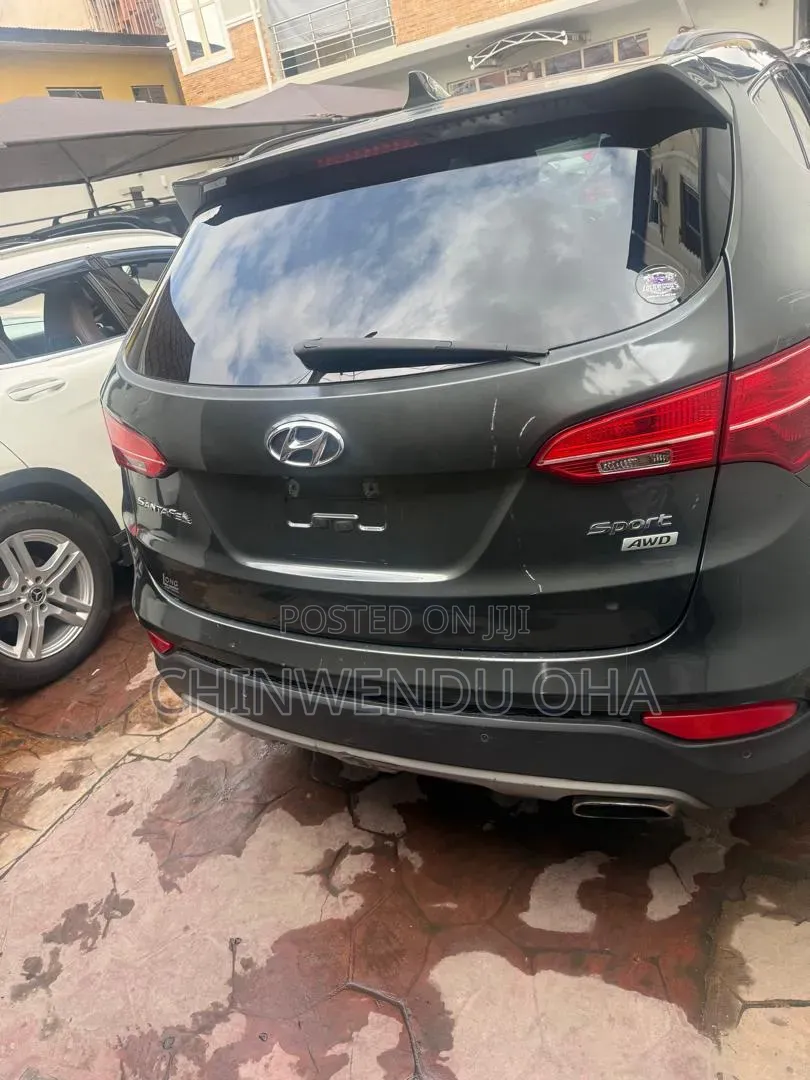 Hyundai Santa Fe 2014 Gray