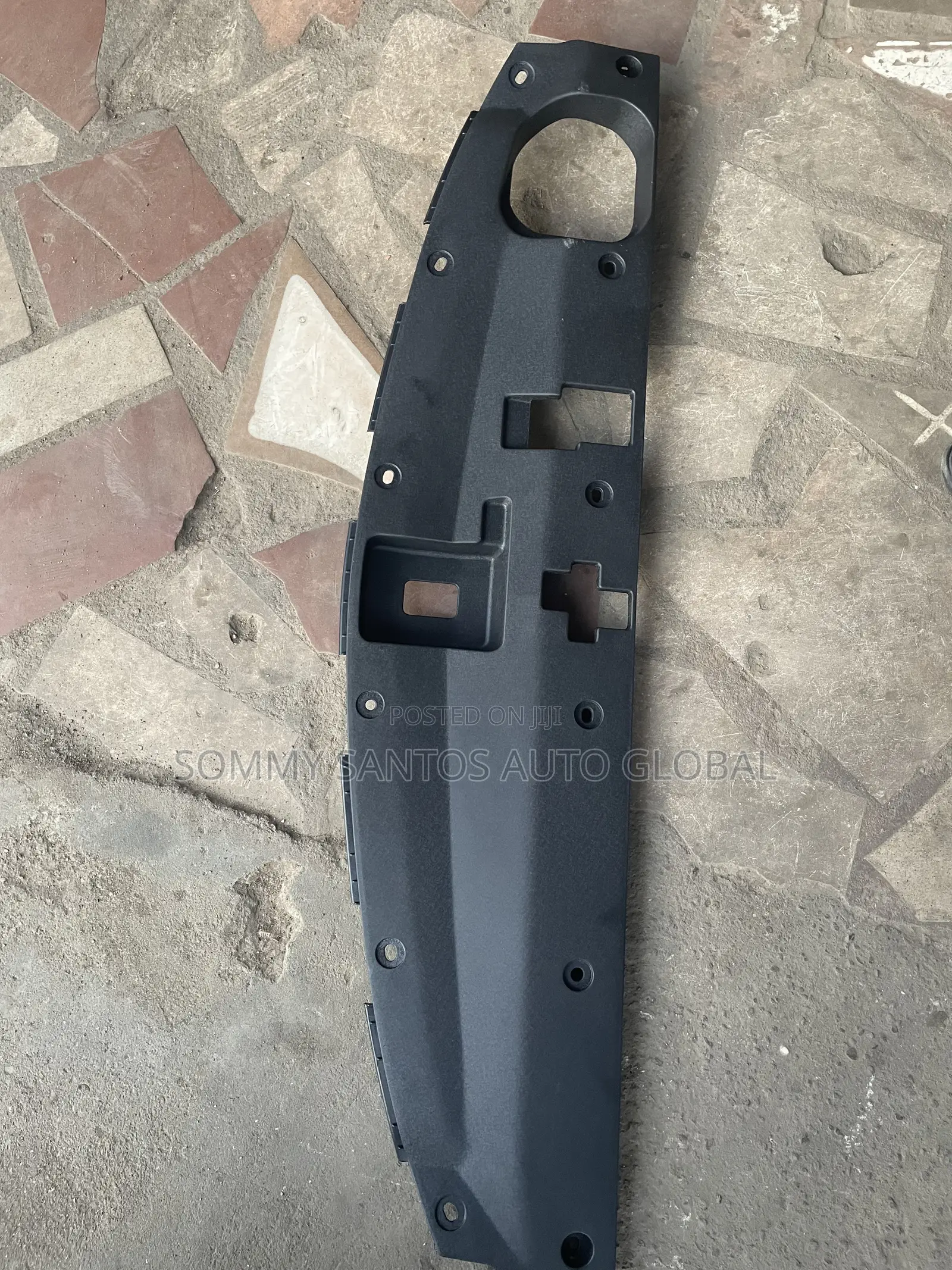 Radiator Cover Hyundai Santafe 2012-2017 Available
