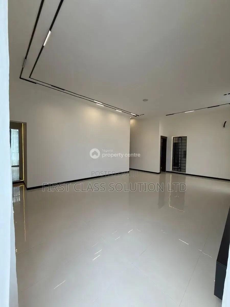 Furnished 4bdrm Bungalow in Enugu State for sale