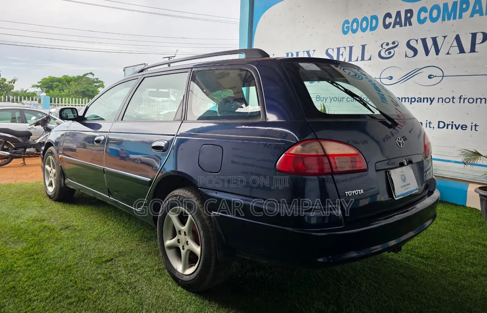 Toyota Avensis 2001 Blue