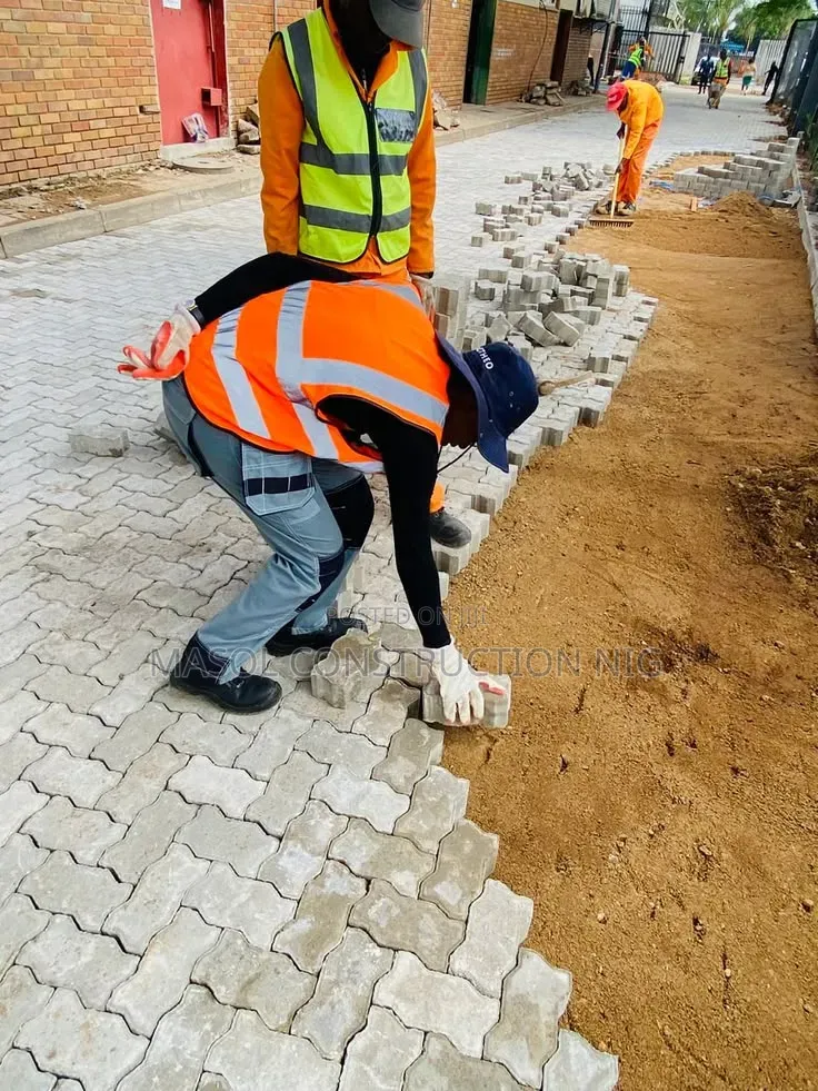 Estate Interlock Paving Construction