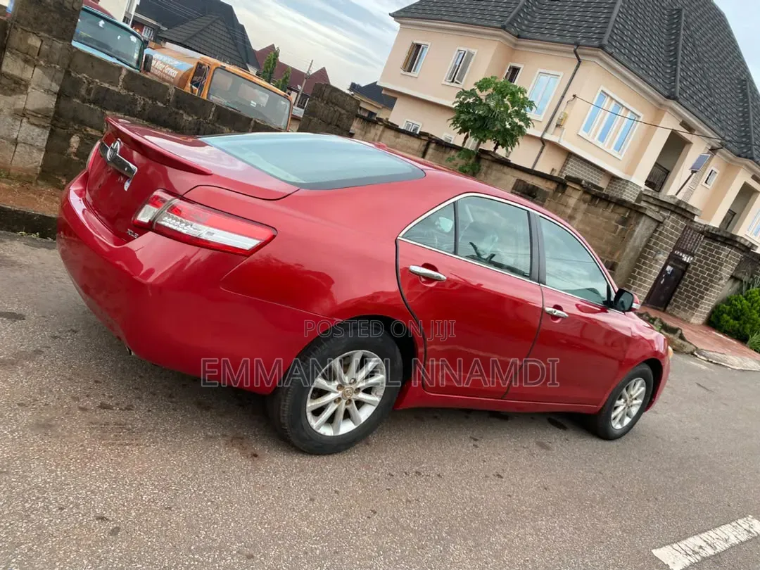 Toyota Camry LE 4dr Sedan (2.5L 4cyl 6AM) 2010 Red