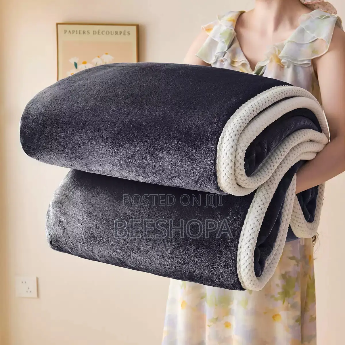 Milk Velvet Blanket With Edge Trim