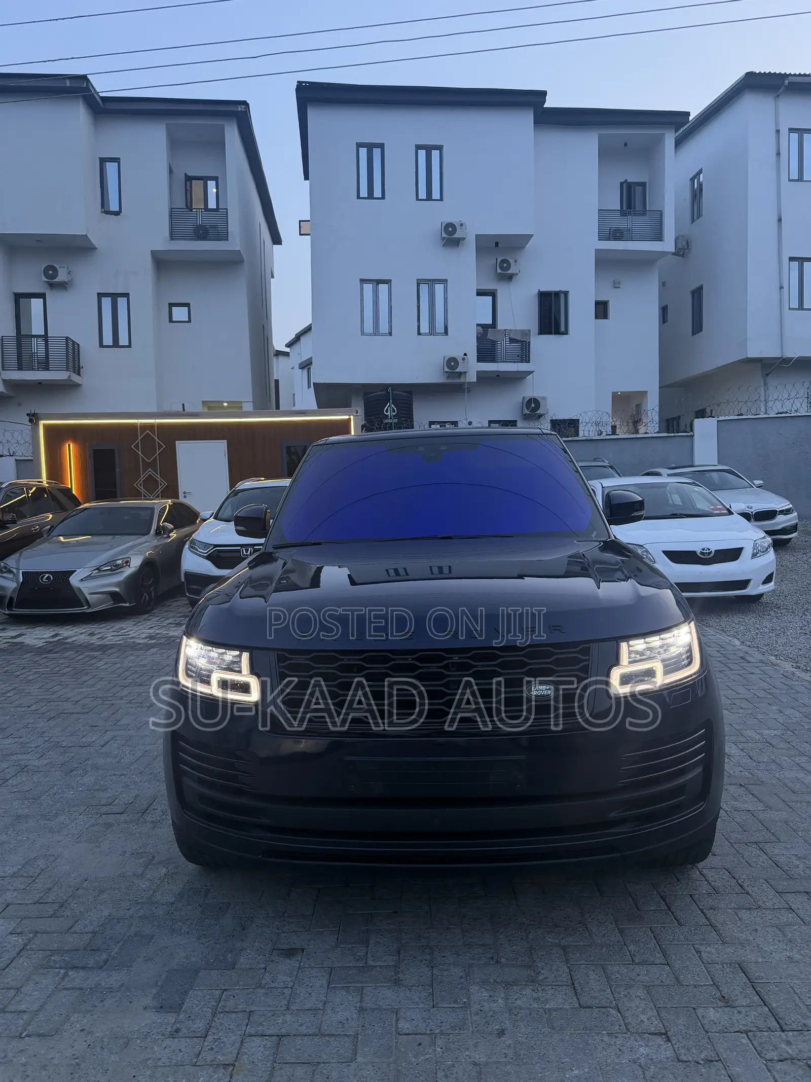 Land Rover Range Rover Evoque 2022 Blue