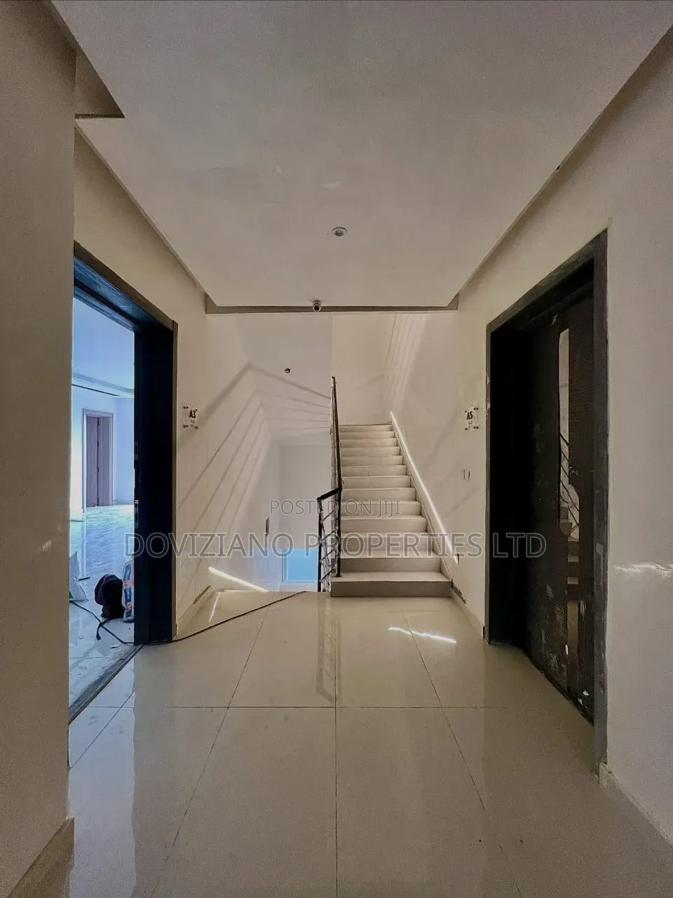 2bdrm Apartment in Lekki Phase 1 for sale