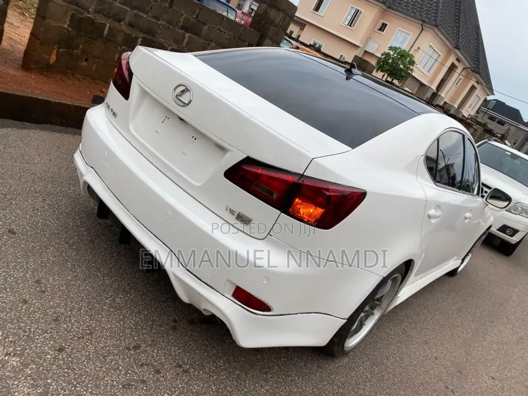 Lexus IS 250 Automatic 2010 White