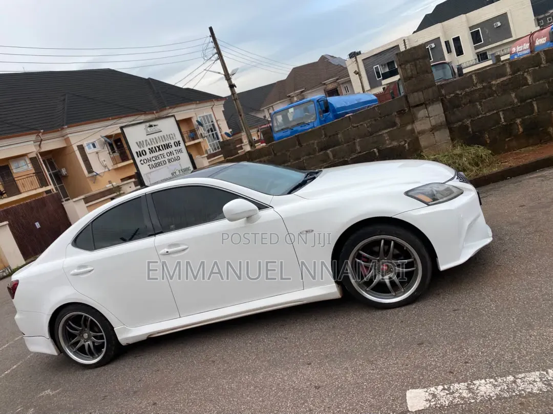 Lexus IS 250 Automatic 2010 White