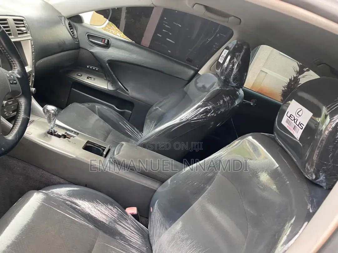 Lexus IS 250 Automatic 2010 White