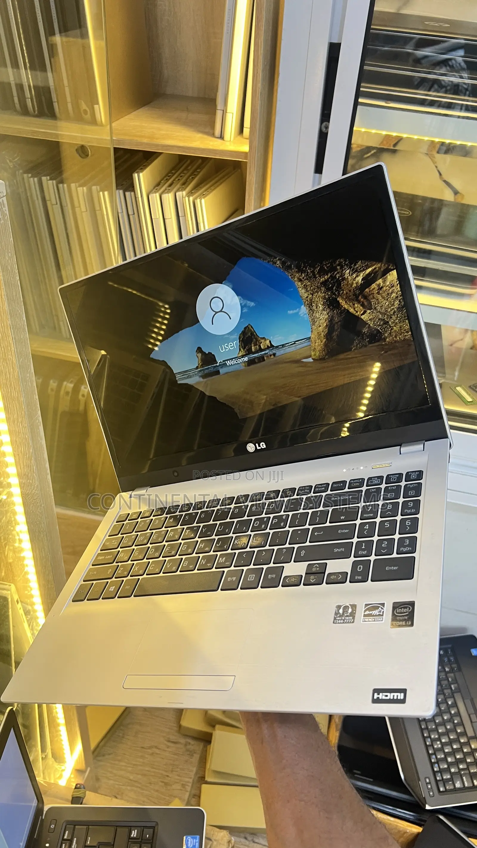 Laptop LG 8GB Intel Core i3 HDD 250GB