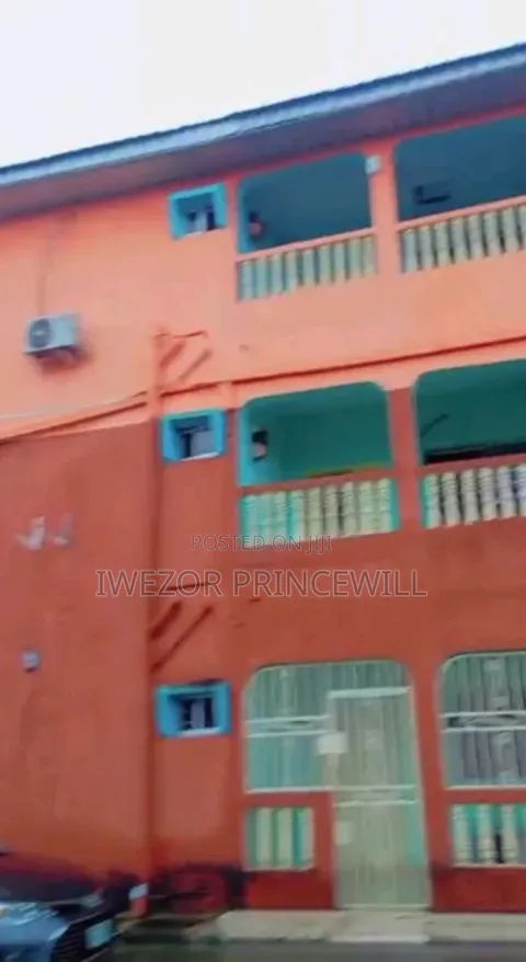 3bdrm Block of Flats in Ikwerre for sale