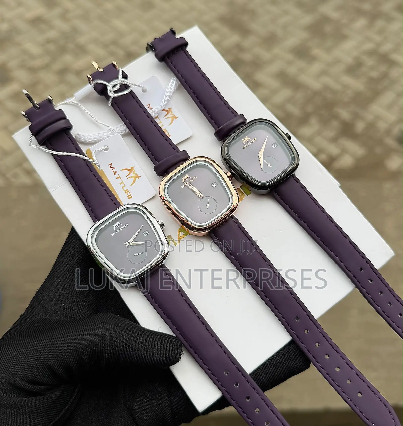 Matturi Leather Classic Watch