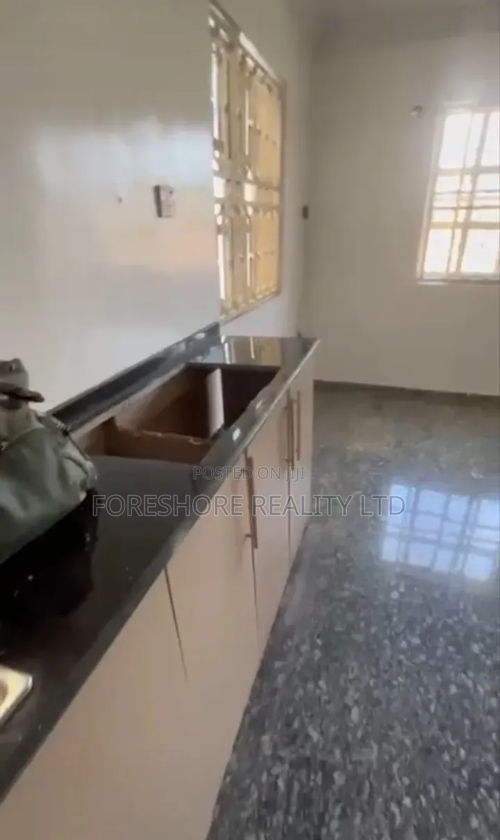 Studio Apartment in Lekki Phase 1 for rent