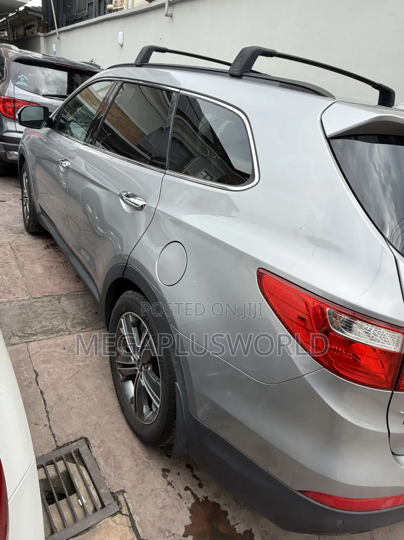 Hyundai Santa Fe Limited w/Saddle Interior 4dr SUV (3.3L 6cyl 6A) 2015