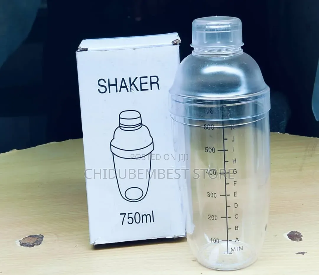 750 Ml Acrylic Cocktail Shaker