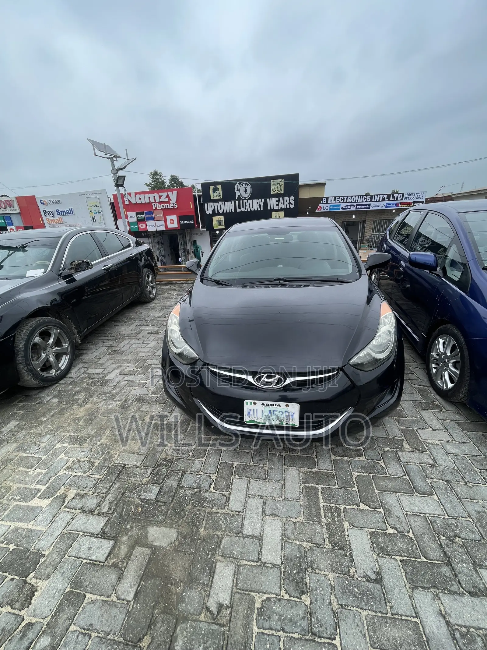 Hyundai Elantra 2012 Black