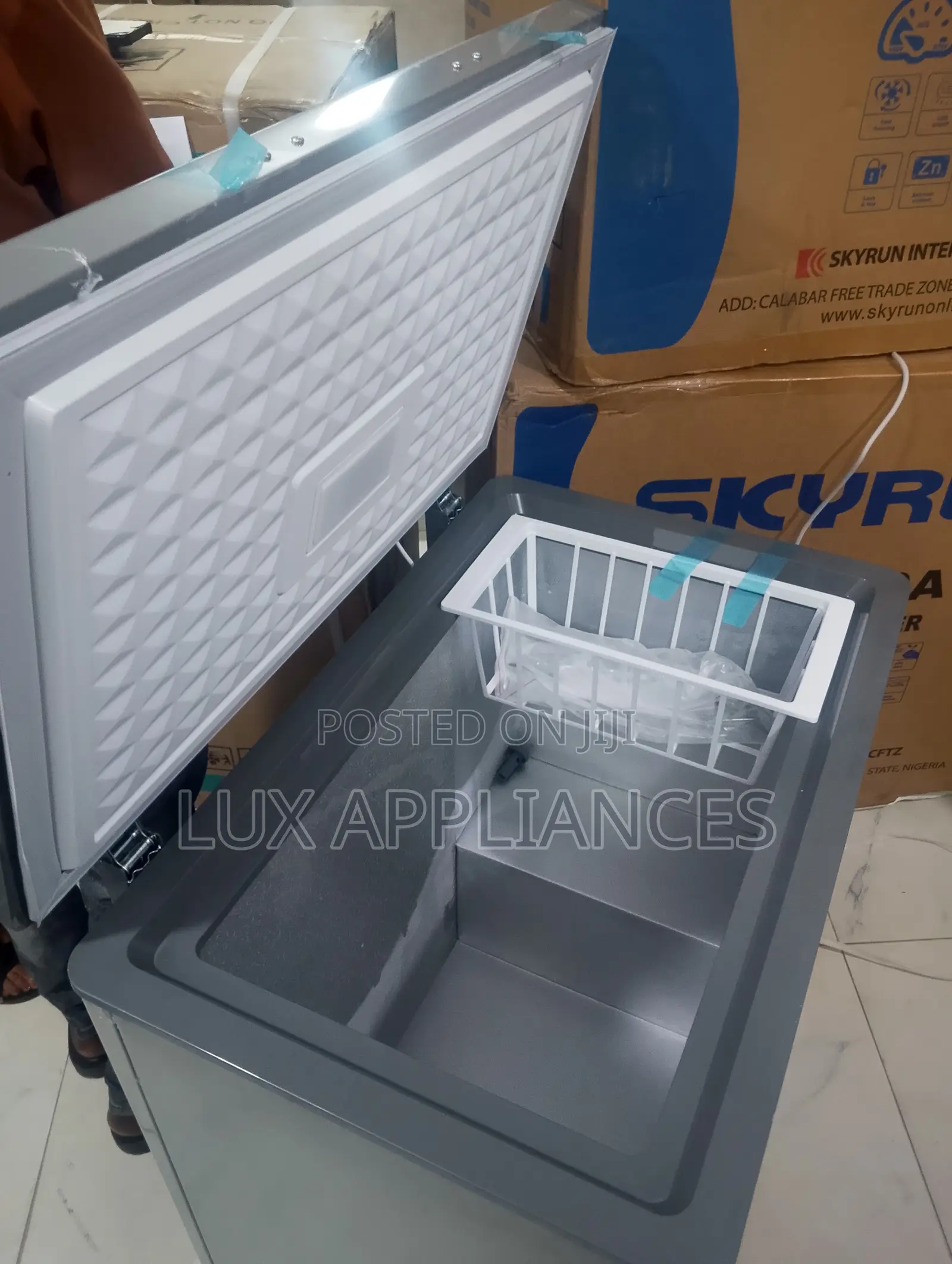 155L SKYRUN Freezer With Rapid Freeze Function