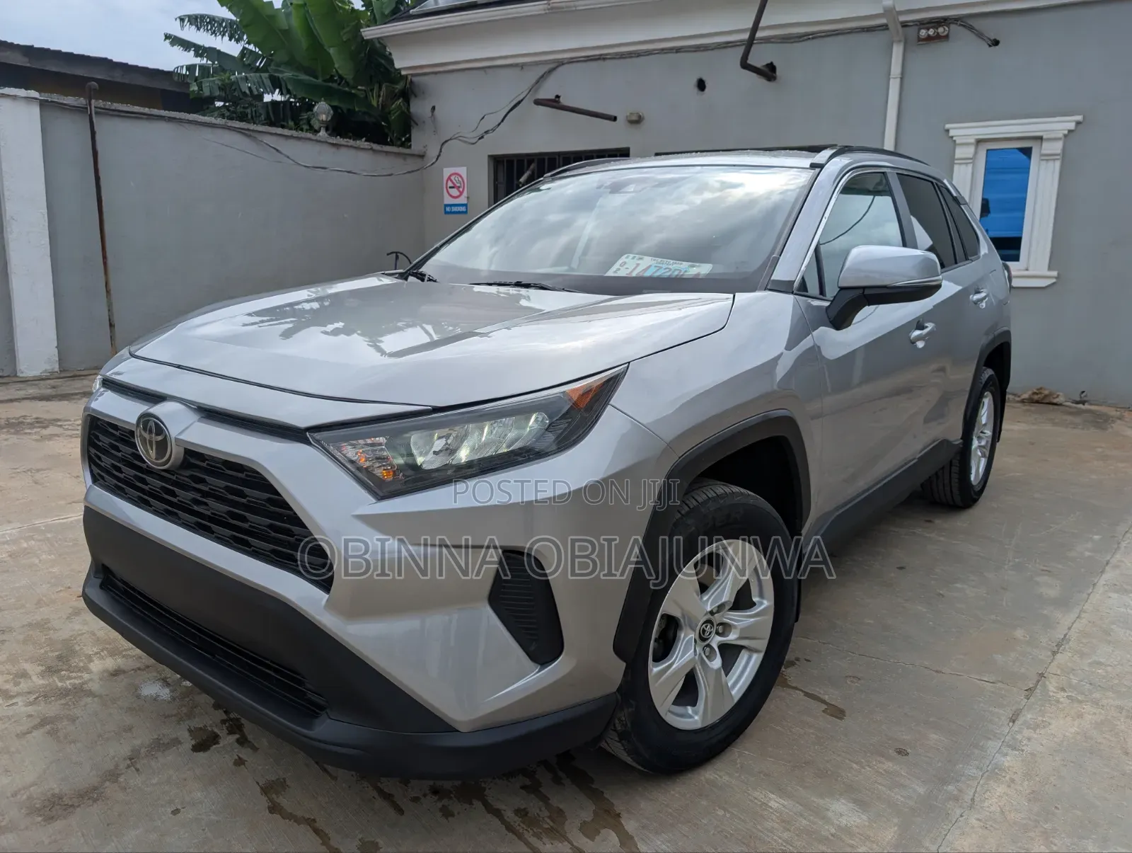 Toyota RAV4 LE 2022 Gray
