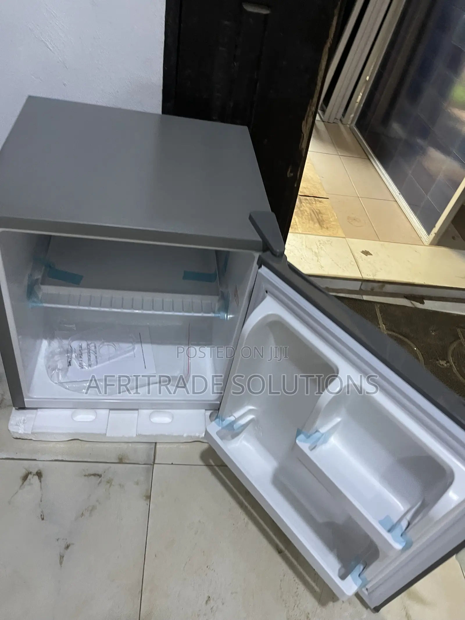 Skyrun BCD-50HW Bedroom Cooling Fridge