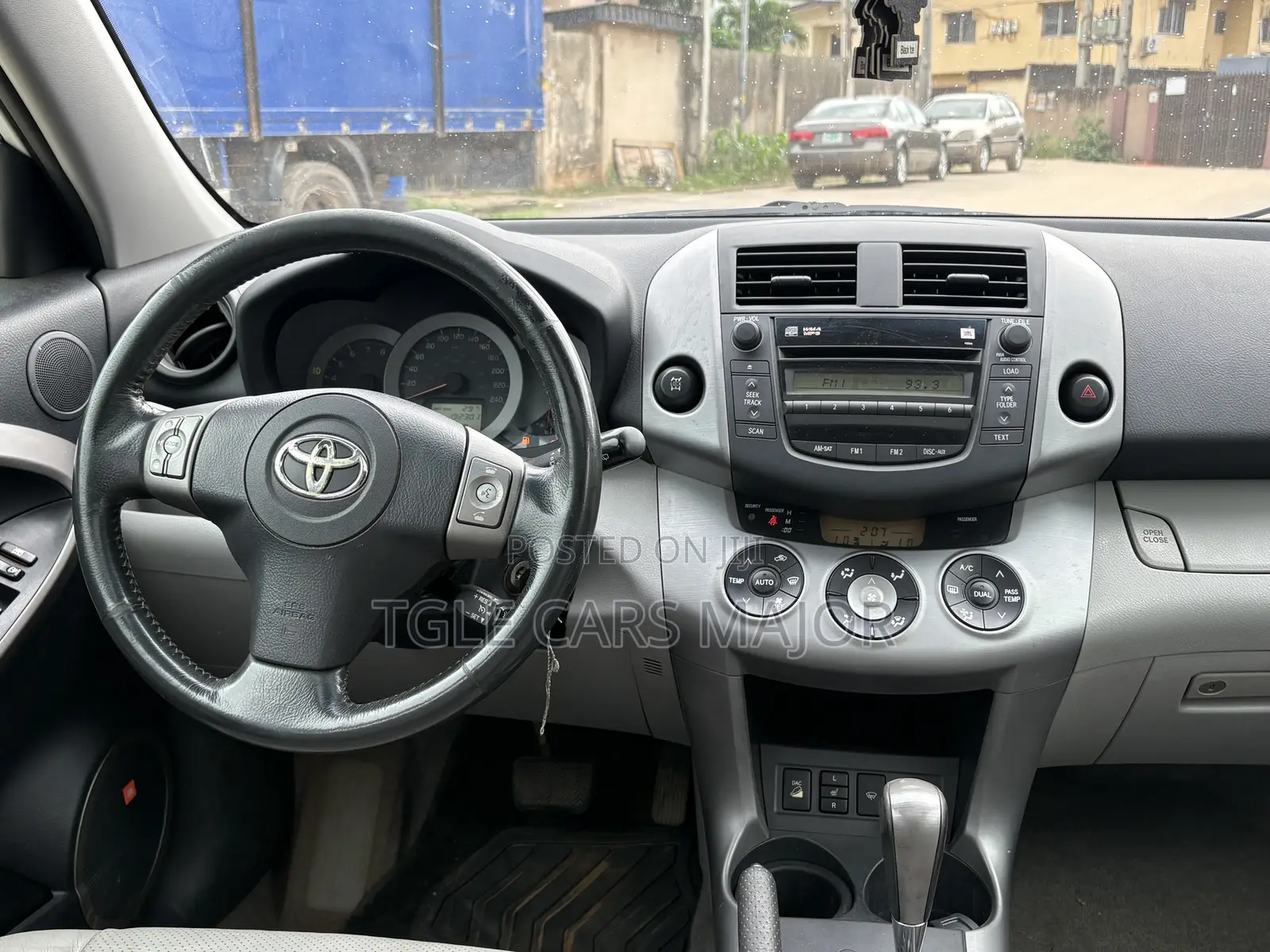 Toyota RAV4 Limited 4x4 2009 White
