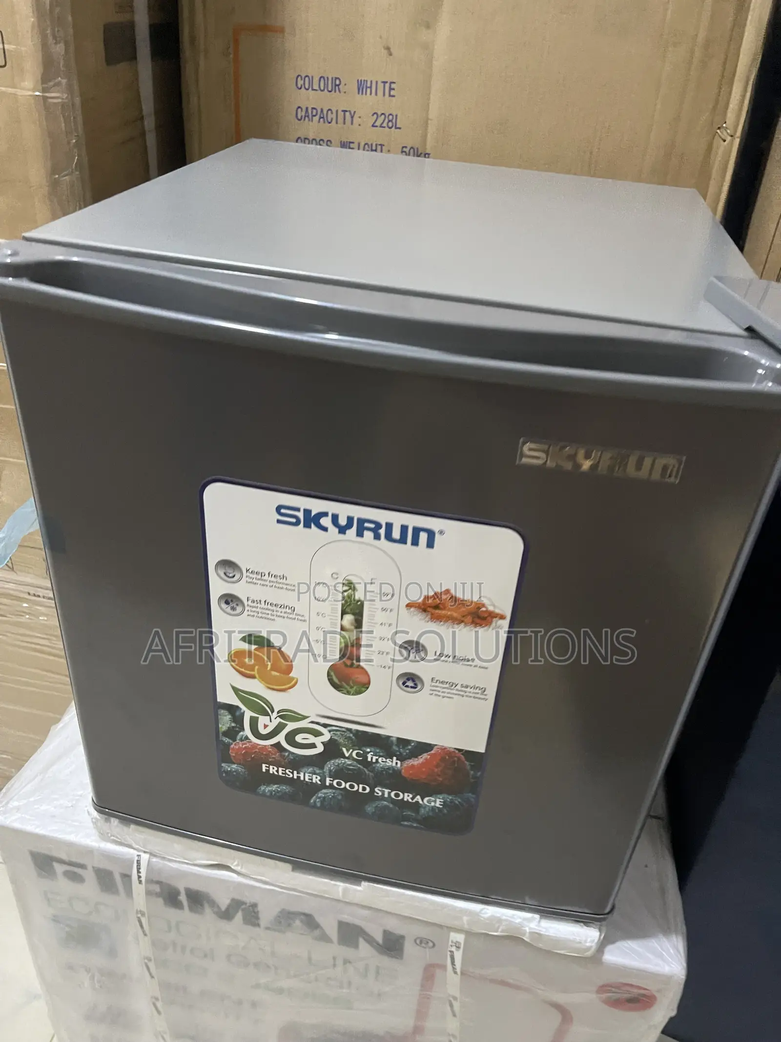 Skyrun BCD-50HW Mini Cooling Refrigerator