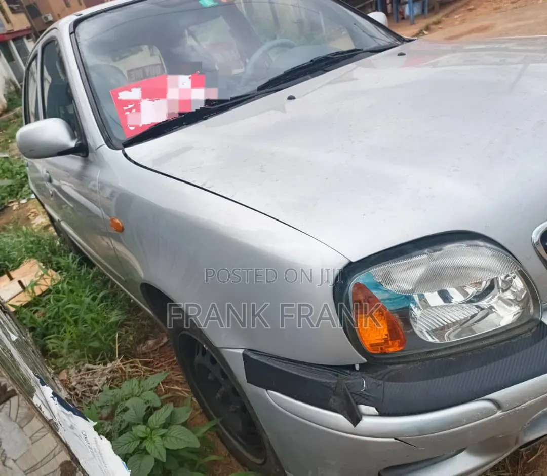 Nissan Micra 1998 Silver