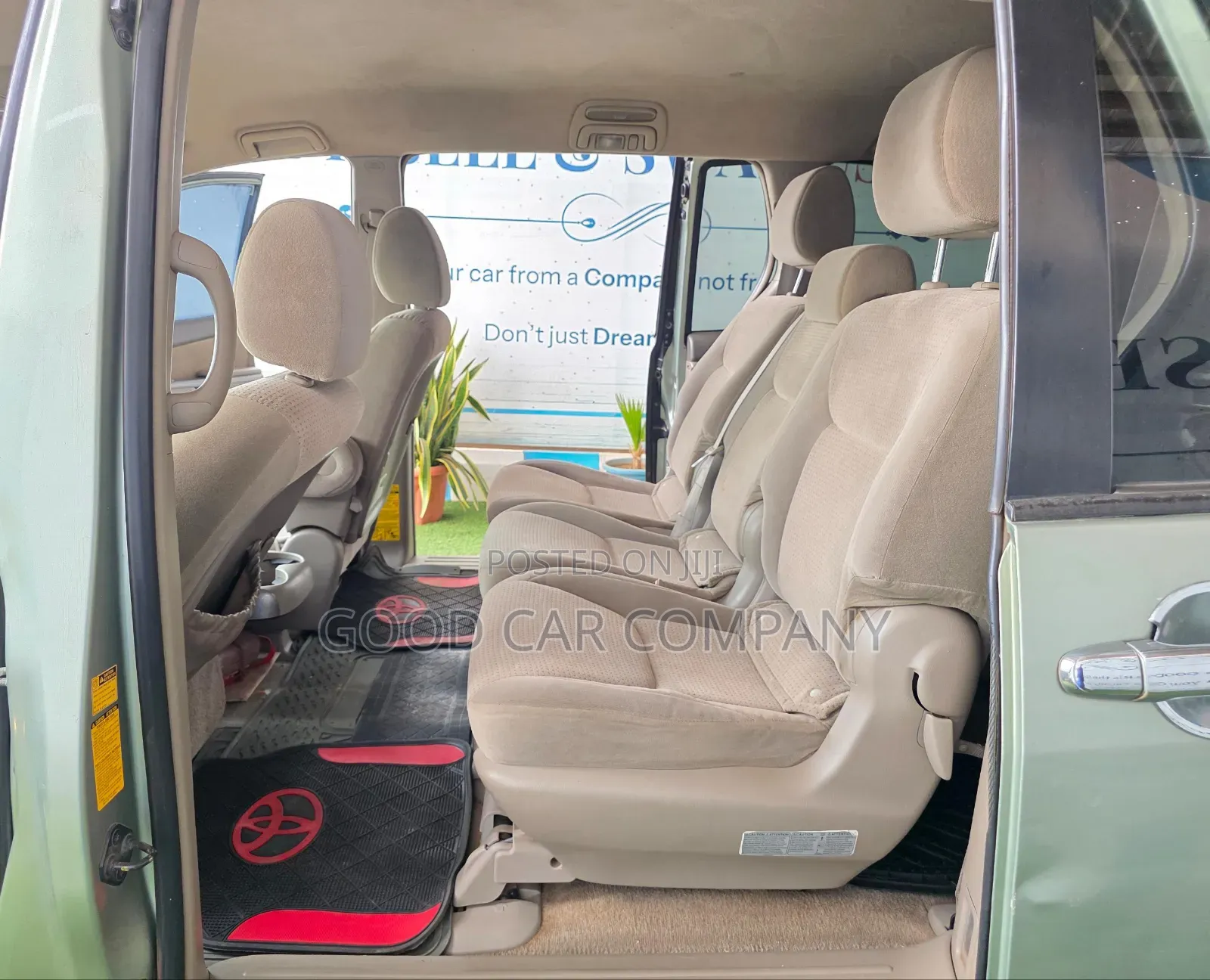 Toyota Sienna 2010 Green