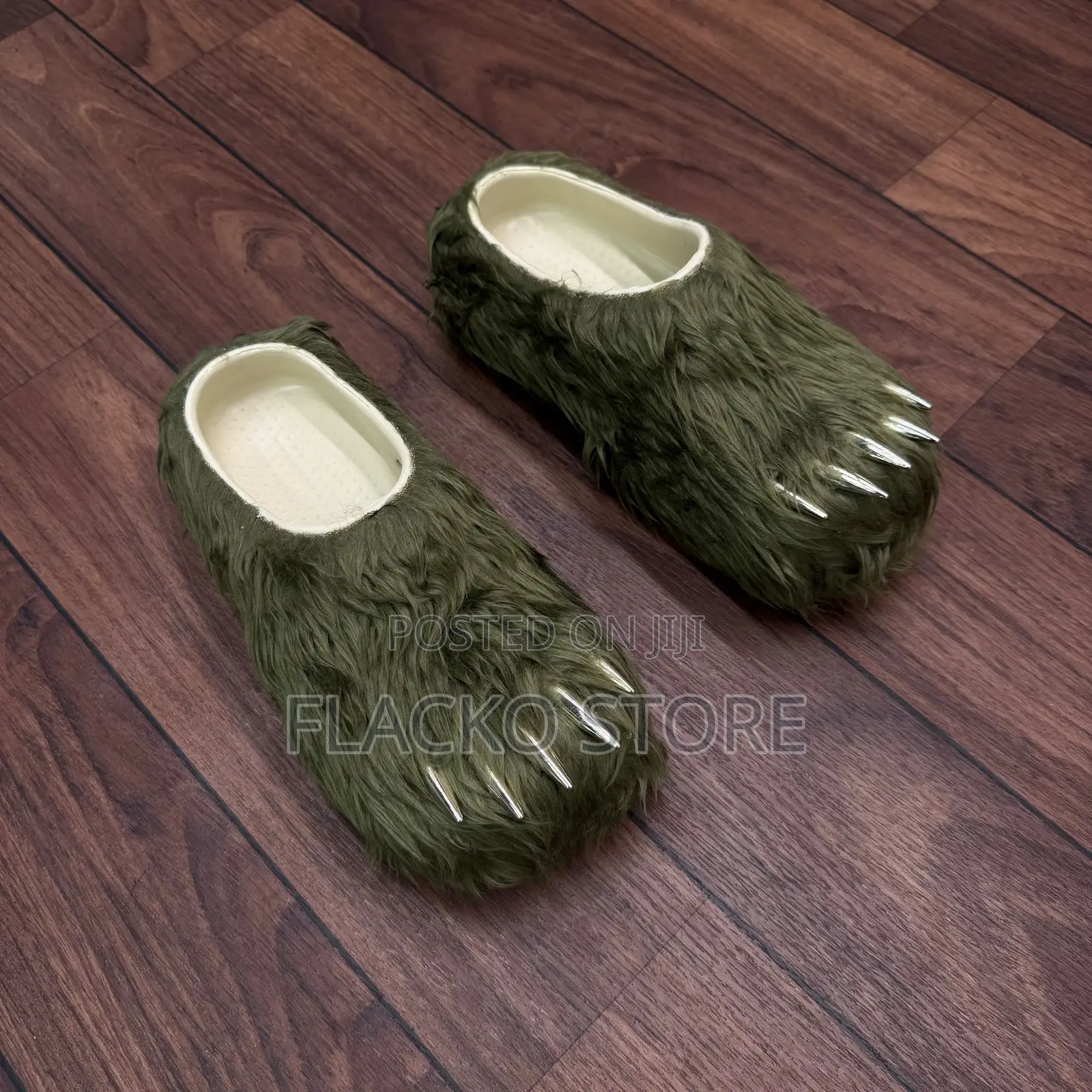 Premium Hardest Studio Bear Claws Mules