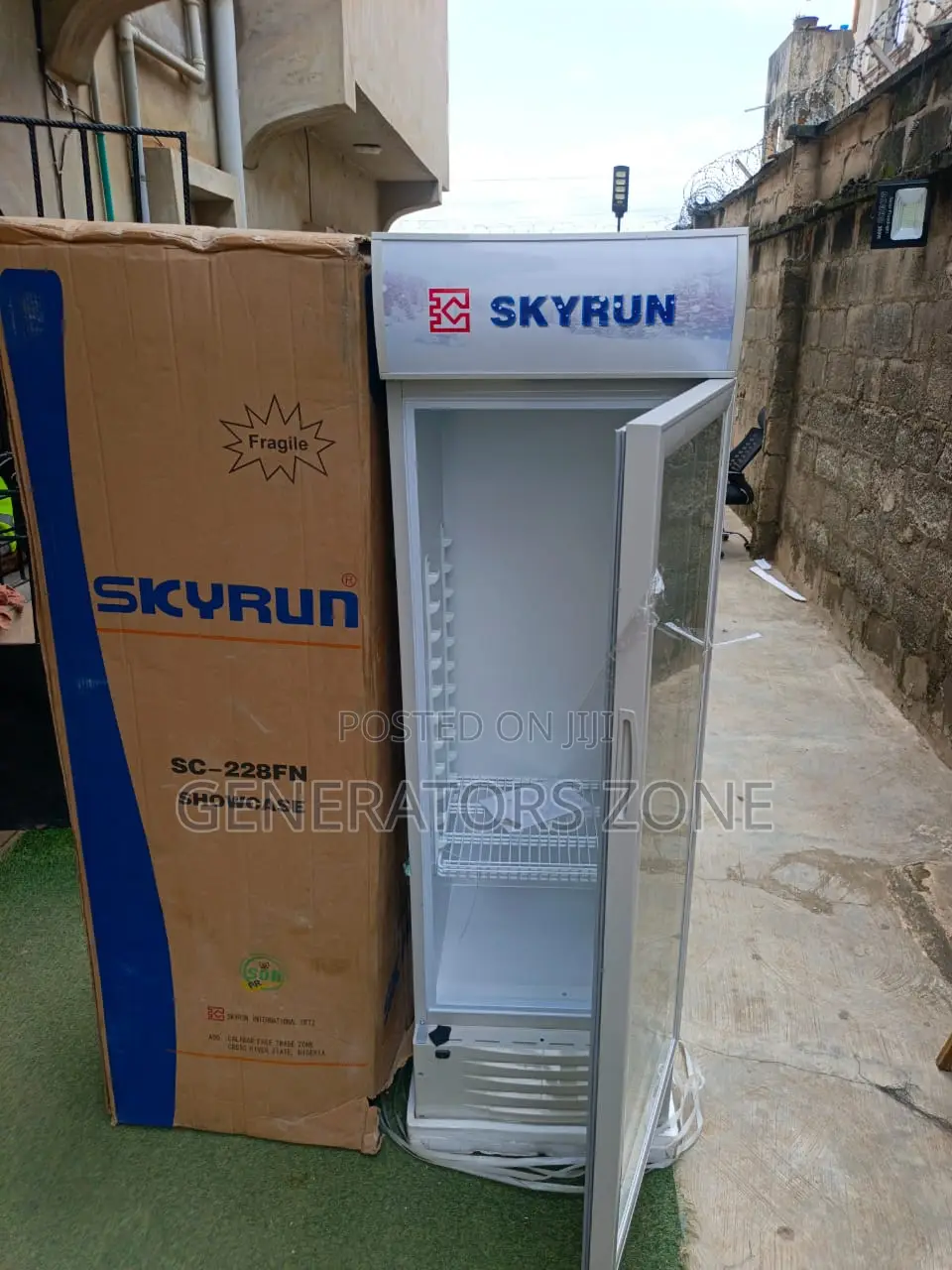 Skyrun SC-228FN Glass Door Cooling Showcase