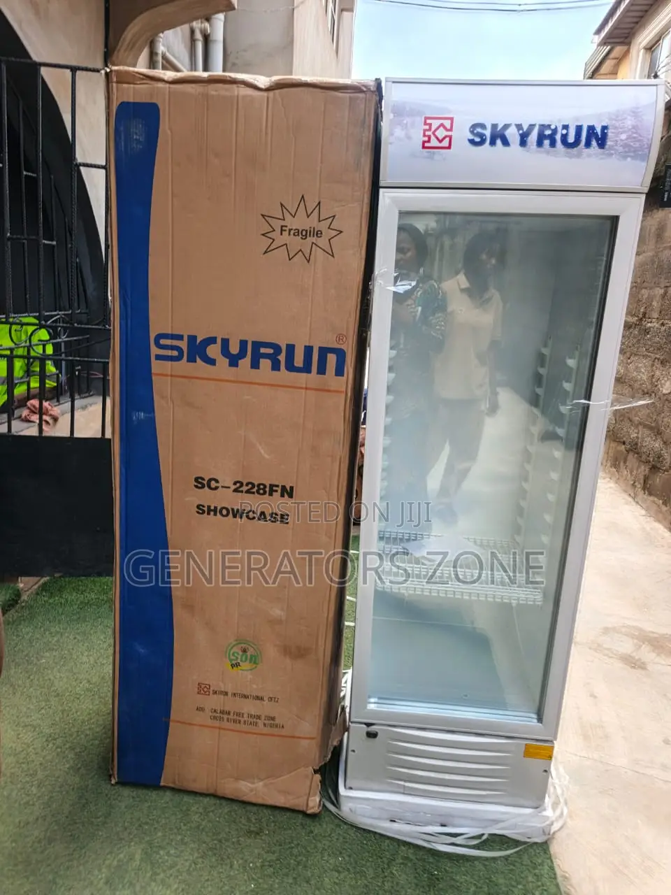 Skyrun SC-228FN Retail Refrigeration Showcase