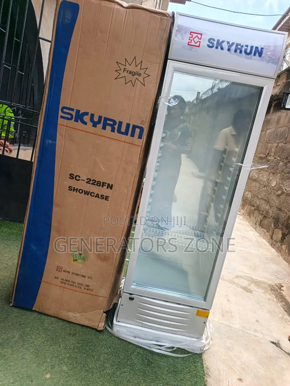 Skyrun SC-228FN Retail Refrigeration Showcase
