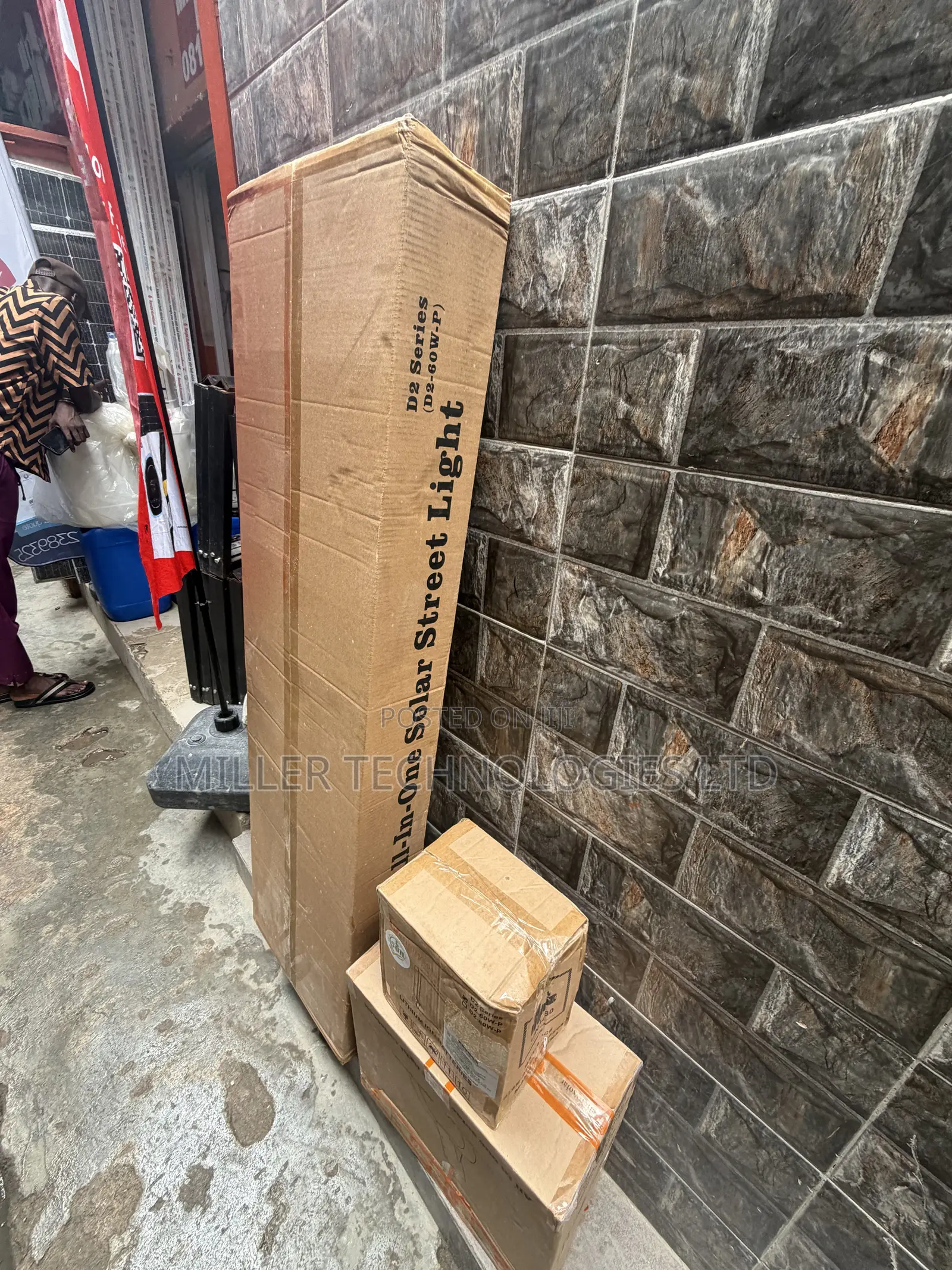 Original Felicity D2 Series Solar Powered Street Light